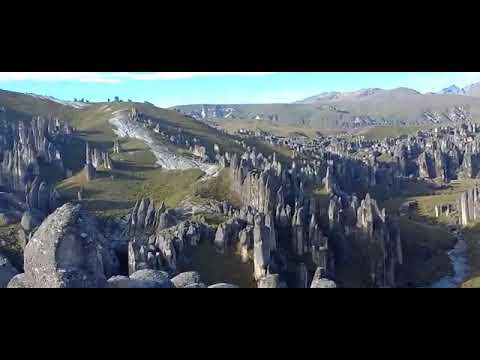 Bosque de Rocas de Jaylluwa. en Corani Puno Perú.2023