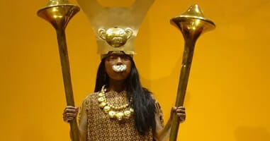 Die Pyramiden von El Brujo und die Señora de Cao