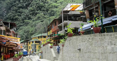 Aguas Calientes – la puerta de entrada a Machu Picchu