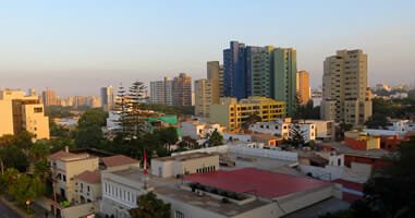 San Isidro – Limas Gartenviertel und Finanzzentrum San Isidro – Limas Gartenviertel und Finanzzentrum