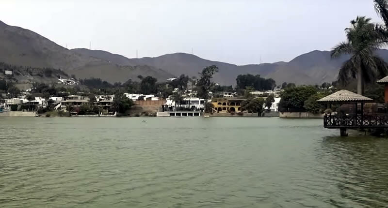 La laguna de la Molina La laguna de la Molina