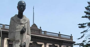 San Martin de Porres Estatua del santo