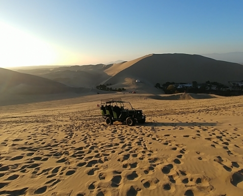 Huacachina Dünen Fahrzeug Huacachina Dünen Fahrzeug