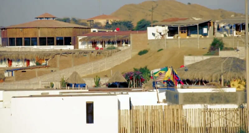 Lobitos : paraíso de surfistas y pueblo fantasma en el norte de Perú