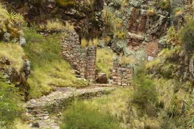 Trek nach Huchuy Qosqo Trek nach Huchuy Qosqo