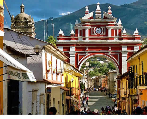 Ayacucho: Un tesoro escondido en los Andes de Perú Ayacucho: Un tesoro escondido en los Andes de Perú