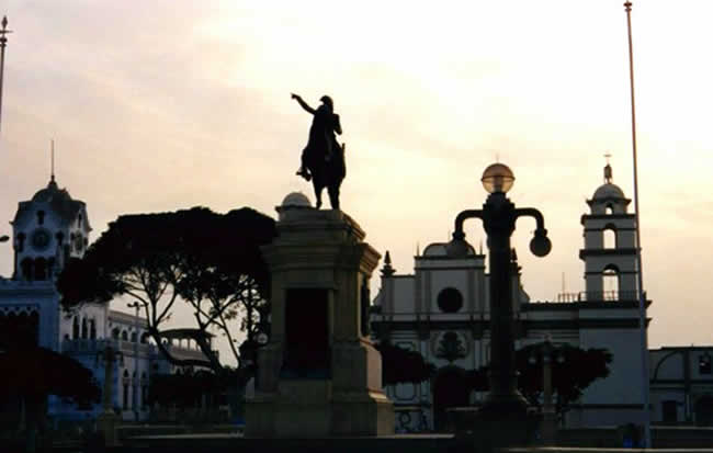 Pisco: Perus lebendige Hafenstadt mit reicher Geschichte und Kultur