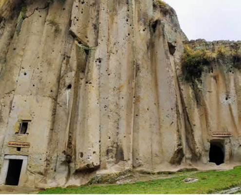 El Cárcel de Piedra: Un viaje al oscuro pasado de Haquira El Cárcel de Piedra: Un viaje al oscuro pasado de Haquira