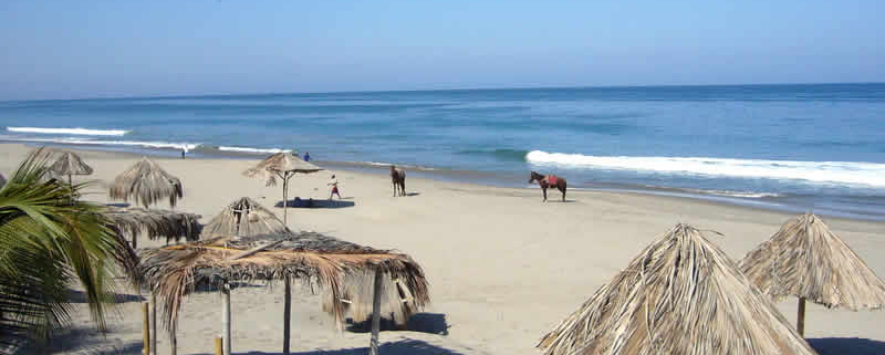 Máncora, paraíso del surf y la natación todo el año