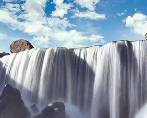 Der Steinwald von Imata und die Pillones-Wasserfälle Der Steinwald von Imata und die Pillones-Wasserfälle