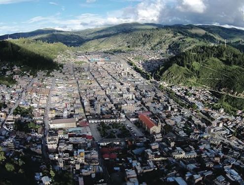 Andahuaylas: tierra del atardecer en los Andes peruanos