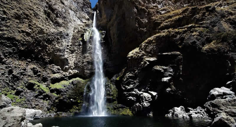 Catarata de Puzapaqcha – 200 Meter Anden-Wasserfall, Rituale & Trekking bei Andamarca