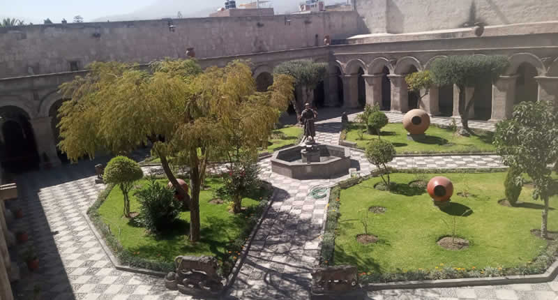 Complejo San Francisco – Kloster, Kirche & Museum in Arequipa