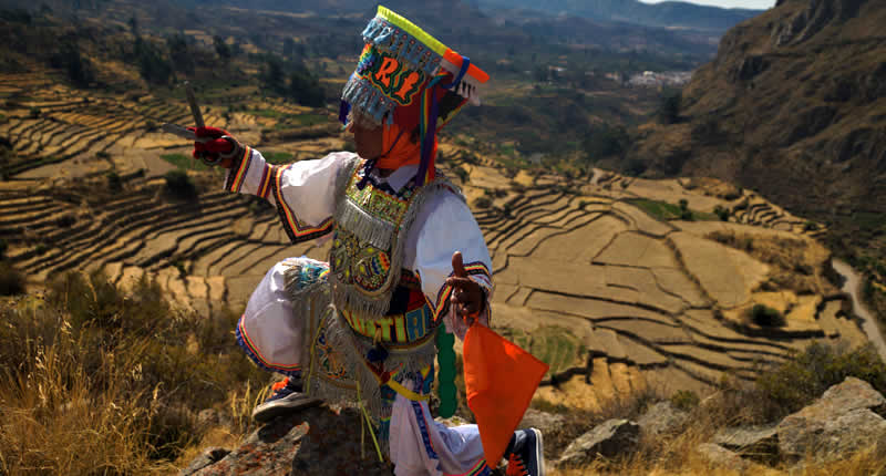 Scherentanz von Lucanas – Ritual, Akrobatik und Mythos in den Anden