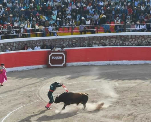 Fiesta del Señor de la Ascensión – Puquios großes Maifest Fiesta del Señor de la Ascensión – Puquios großes Maifest