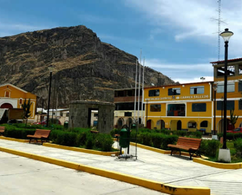 Pueblo de Andamarca – Geschichte, Andenerien & lebendige Traditionen im Sondondo‑Tal Pueblo de Andamarca – Geschichte, Andenerien & lebendige Traditionen im Sondondo‑Tal