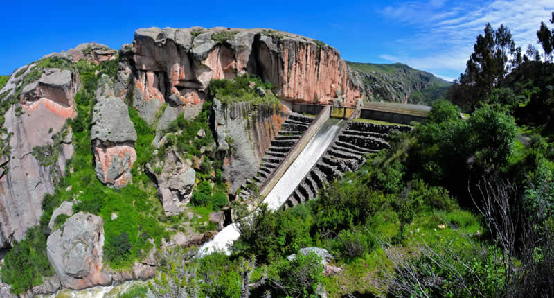 Pachaya-Staudamm – Wasser, Gemeinschaft & Natur bei Puquio