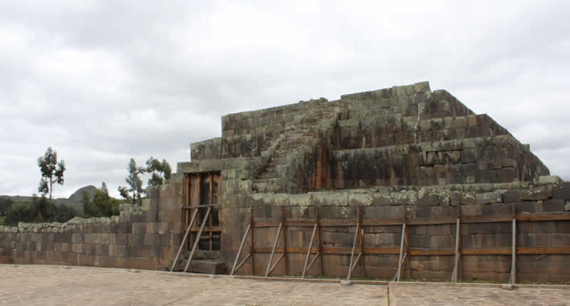 Ushnu Pyramide von Vilcas Huamán – Zeremonien & Inka-Erbe