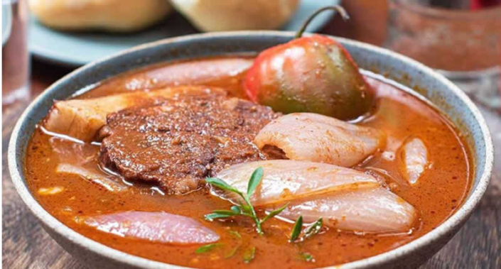 Adobo Arequipeño – Ein kräftiges Sonntagsgericht aus Arequipa
