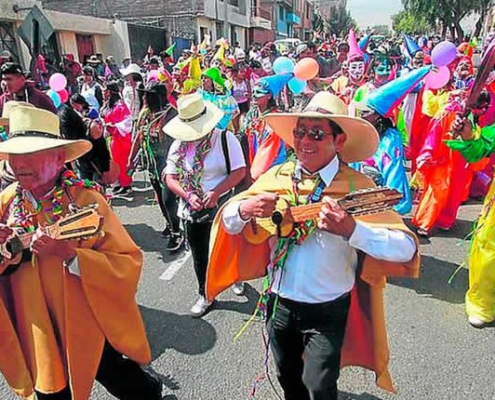Carnaval Loncco Caymeño – Tradition und Lebensfreude in Cayma Carnaval Loncco Caymeño – Tradition und Lebensfreude in Cayma