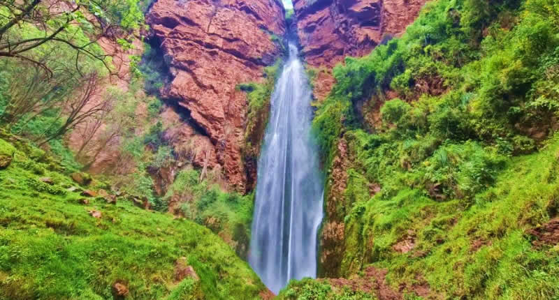 Catarata de Perolniyoc – Cascada y herencia inca en el Valle Sagrado