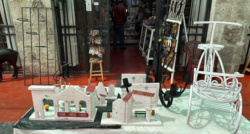 Ein neoklassizistisches Erbe mit lebendiger Handwerkstradition