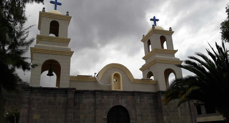 Pocsi – das Dorf mit Blick auf die Vulkane