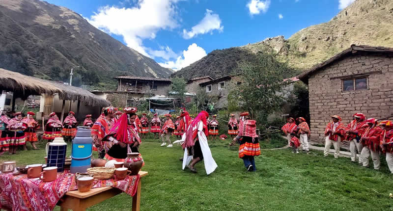 Vida tradicional en el valle de Patacancha