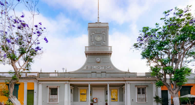 Biblioteca Municipal Manuel Beingolea – lebendiges Kulturerbe im Herzen von Barranco
