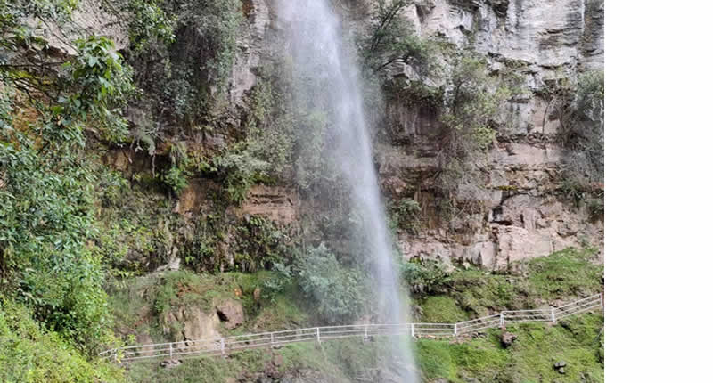 Beste Reisezeit & Öffnungszeiten zum Wasserfall