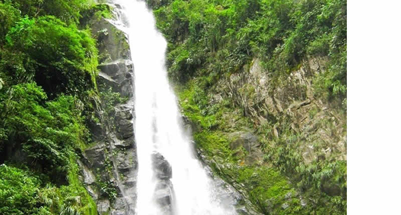 Catarata Virgen Ccasa