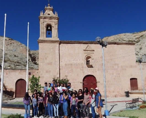 Iglesia Virgen del Rosario in La Calera: Neoklassische Ikone aus rosafarbenem Sillar Iglesia Virgen del Rosario in La Calera: Neoklassische Ikone aus rosafarbenem Sillar