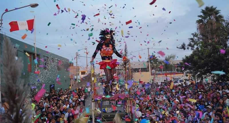 Los Huachanacos: Der Karneval von San José in Mariscal Cáceres
