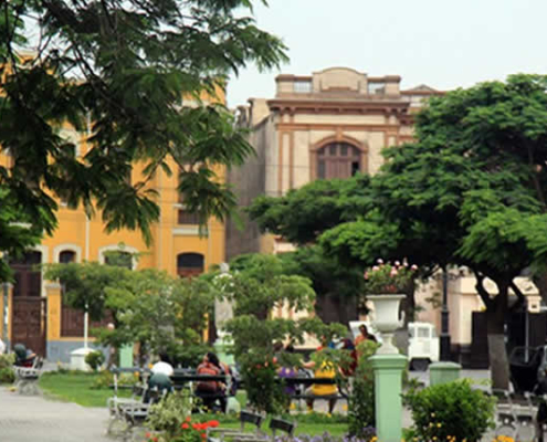 Paseo Sáenz Peña – Belle-Époque-Promenade mit Kunst, Gärten & Meerblick Paseo Sáenz Peña – Belle-Époque-Promenade mit Kunst, Gärten & Meerblick