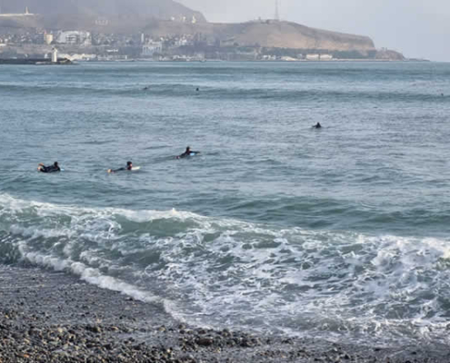 Playa Barranquito – ruhige Surf- & Sonnenuntergangsbucht an der Costa Verde Playa Barranquito – ruhige Surf- & Sonnenuntergangsbucht an der Costa Verde
