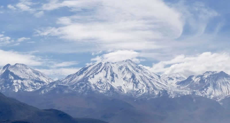 Volcán Chachani (6.057 m): la magia accesible de un seismil sobre Arequipa