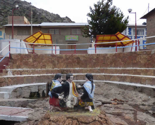 Aguas Termales de Huayna Putina: Legende und Thermalquelle von Putina Aguas Termales de Huayna Putina: Legende und Thermalquelle von Putina