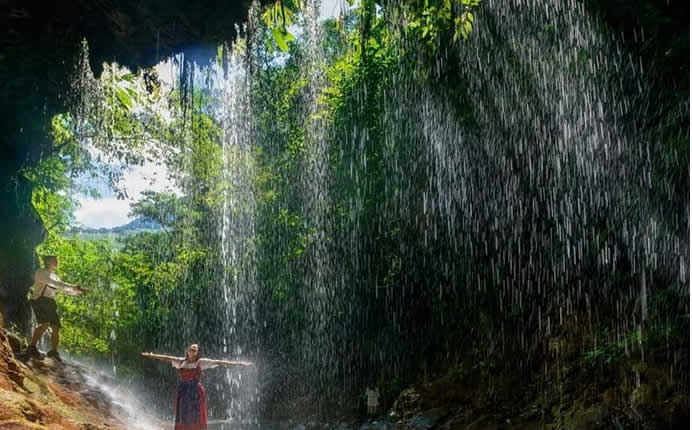 Área de conservación privada Lluvias Eternas de Pozuzo en la selva central del Perú