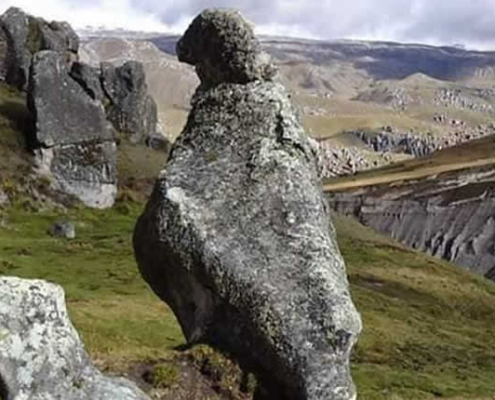 Bosque de Rocas de Corani (Jaylluwa) – Steinwald in der Hochpuna von Puno Bosque de Rocas de Corani (Jaylluwa) – Steinwald in der Hochpuna von Puno