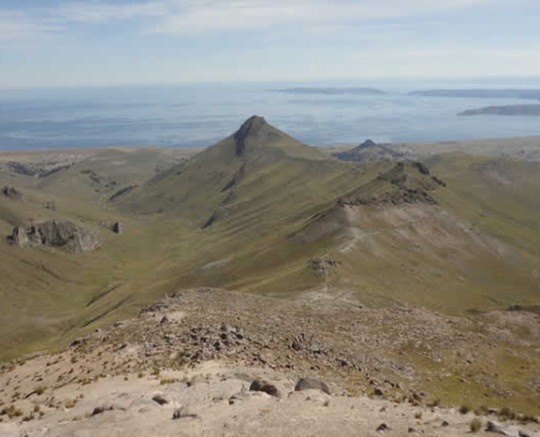 Cerro Apu Khapia: volcán sagrado sobre el Lago Wiñaymarka