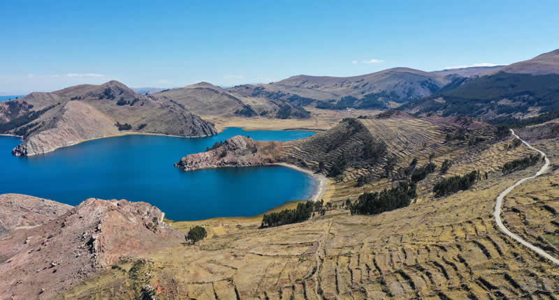 Cerro Mirador Natural de Queahuani – Panoramaaussicht auf den Titicacasee bei Moho