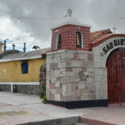Cerro San Bartolomé (Ankarkollo) – Cerro ritual y mirador sobre el lago Titicaca