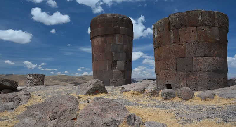 Chullpas von Sillustani – Grabtürme über der Lagune Umayo