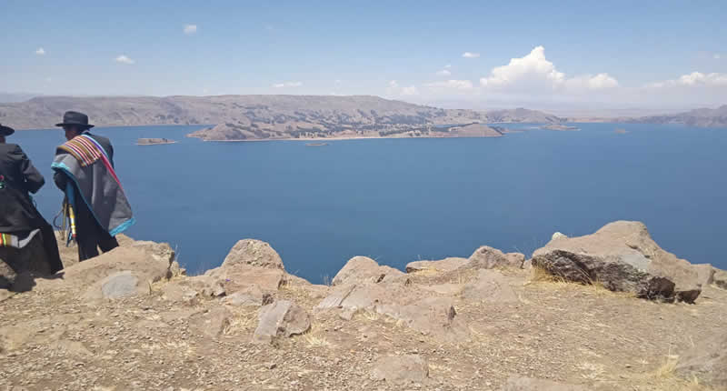 Isla Amantani – heilige Hügel, Gemeinschaftstourismus und Andenpanorama im Titicacasee