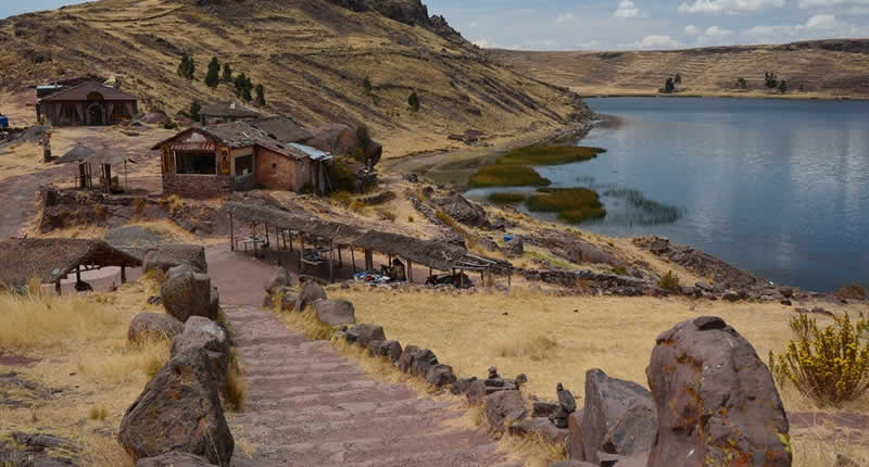 Isla Umayo: Heilige Insel in der Laguna Umayo bei Atuncolla