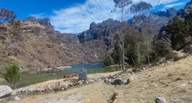 Laguna de Humanqayak