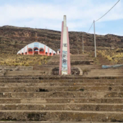 Mirador Kolqueparque – cerro mirador sagrado sobre Ayaviri Mirador Kolqueparque – cerro mirador sagrado sobre Ayaviri