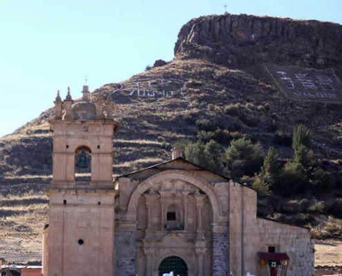 Mirador Qellwani – Cerro Calvario bei Vilque Mirador Qellwani – Cerro Calvario bei Vilque