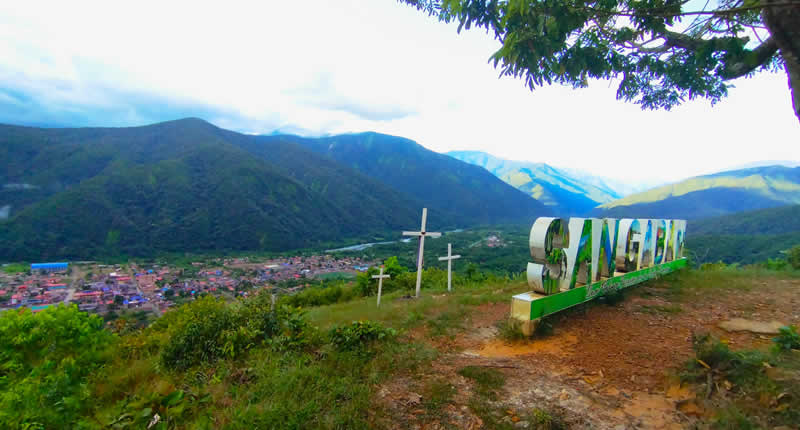 Mirador Turístico Huayna Urqu