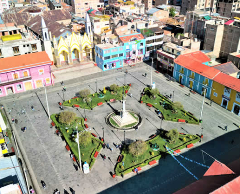 Parque Pino in Puno – Historischer Platz und Herz des städtischen Lebens